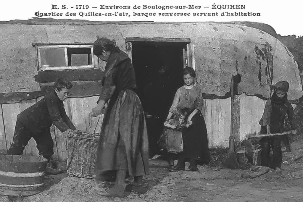 vieille photo d'une quille en l'air à Equihen