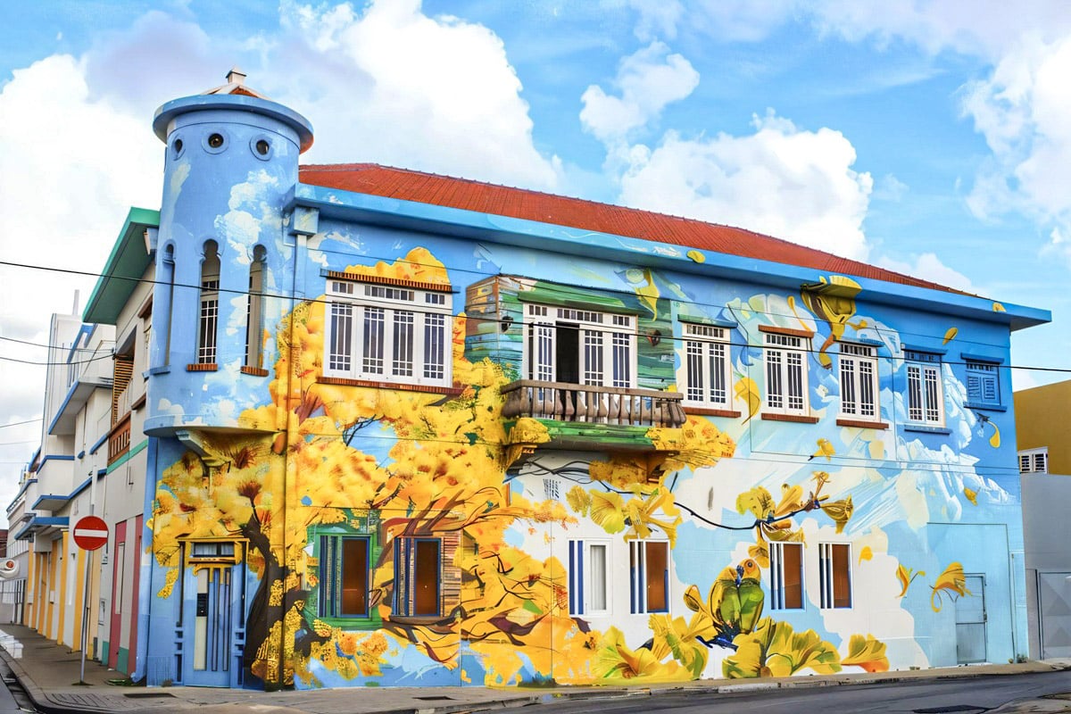 Superbe fresque murale à Scharloo
