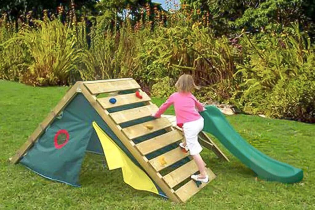 module d'escalade enfant en palette