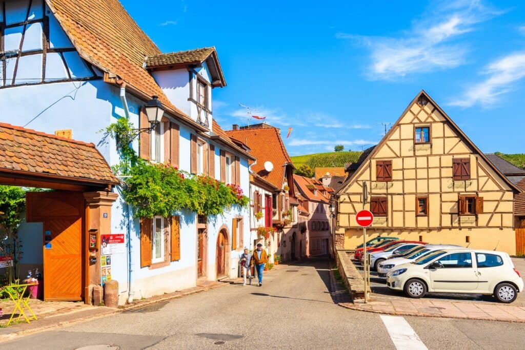 rue et maisons à Riquewihr