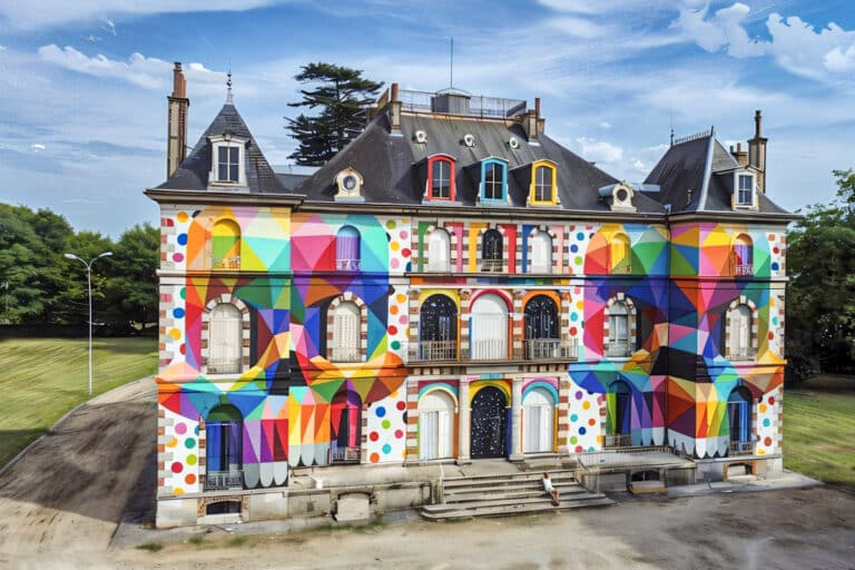 château abandonné coloré