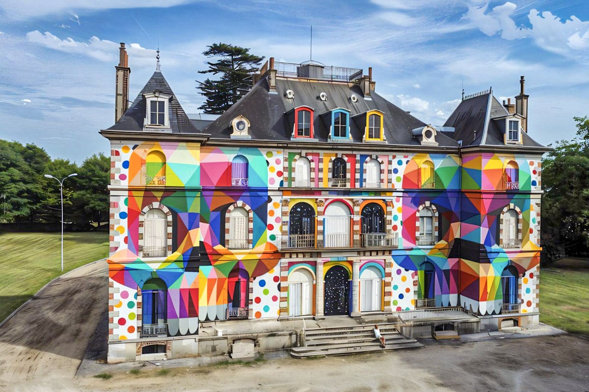 château abandonné coloré