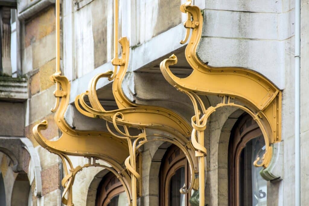 détail façade maison horta