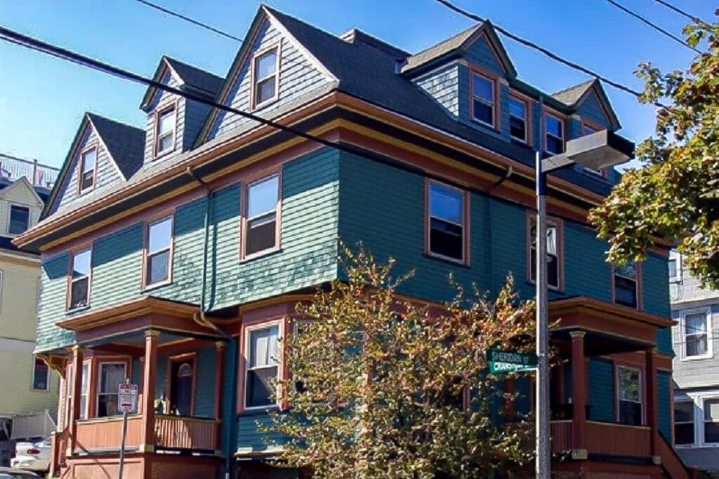 jamaica plain boston maison victorienne painted lady