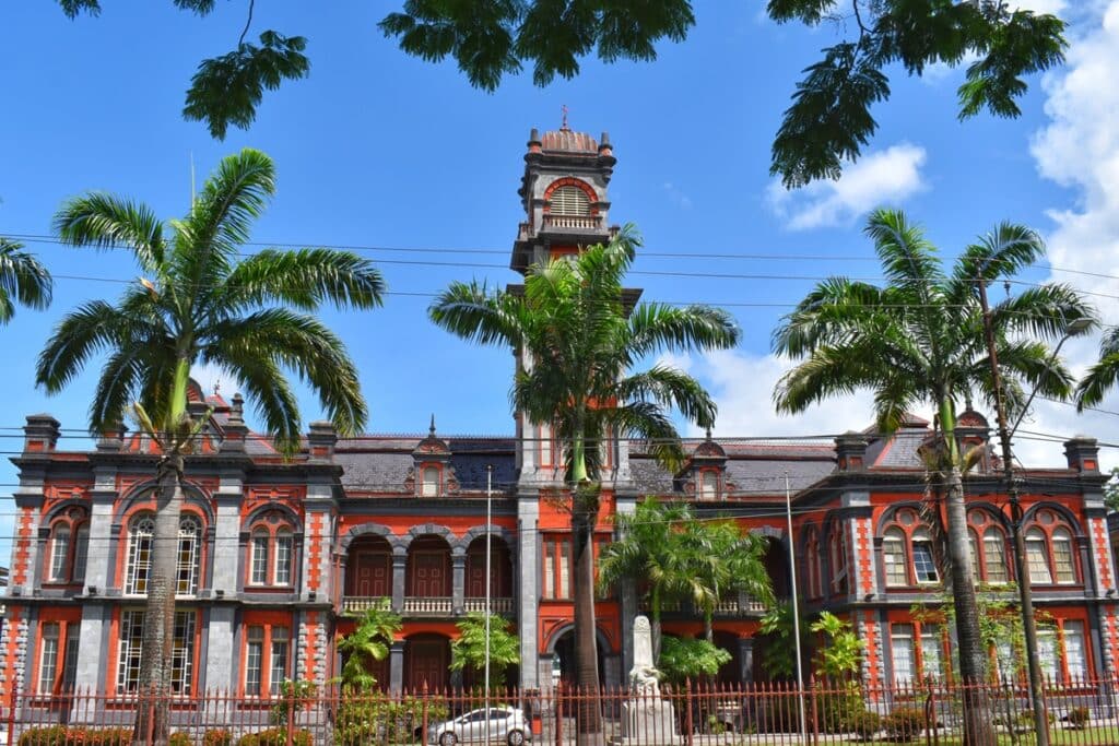 Queen's Royal College