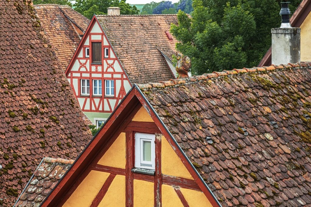 toits des maisons de Rothenburg ob der Tauber