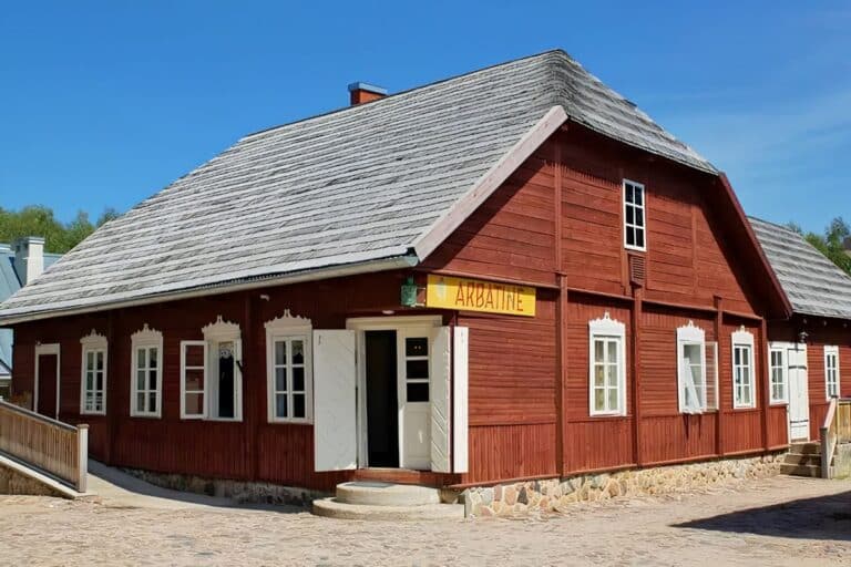 maison en bois à Rumsiskes
