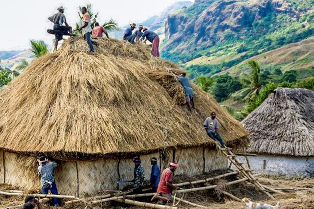 construction d'une bure aux Fidji