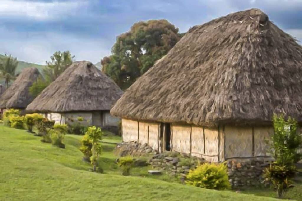 Bure traditionnelle des Fidji