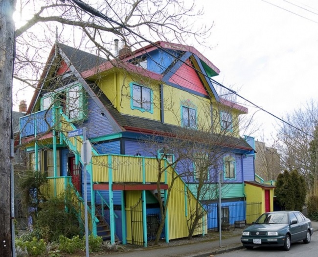 maison peinture colorée