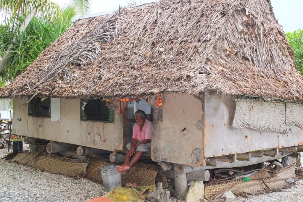maison traditionnelle kiribati hybride