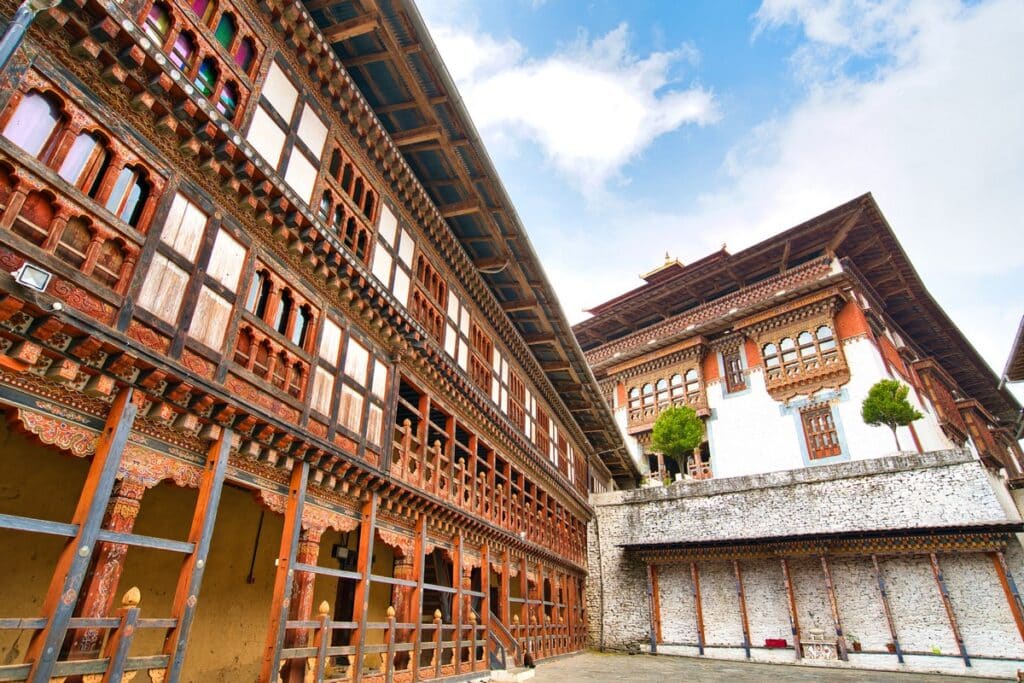 façade bois à l'intérieur du dzong de Trongsa