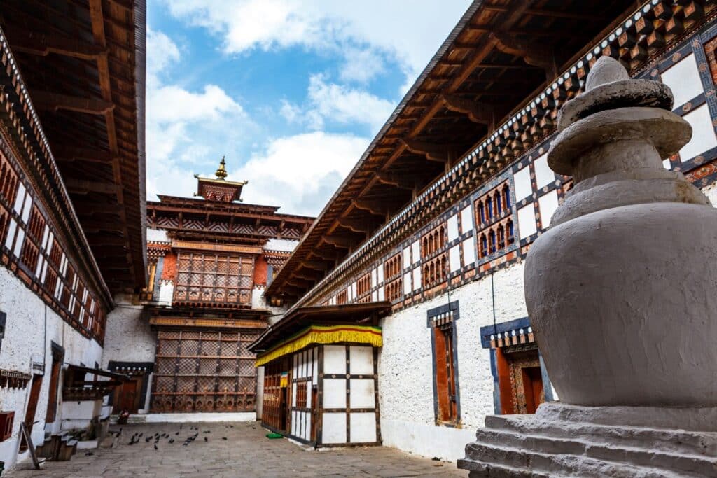 cour dans le dzong de Trongsa