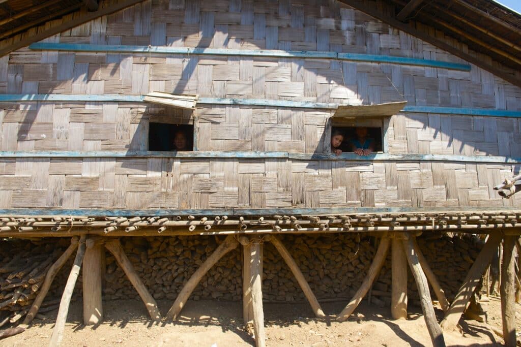 façade maison bambou au Bangladesh