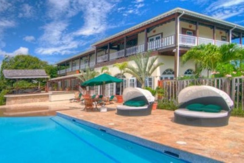 L’Anse aux Épines House