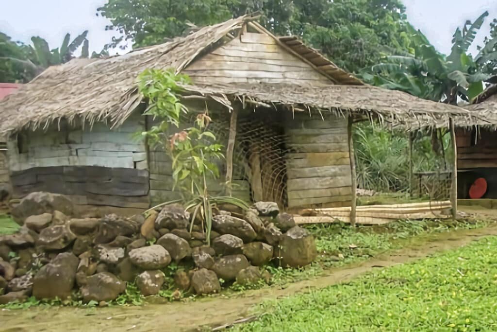 maison en bois en Guinée Équatoriale