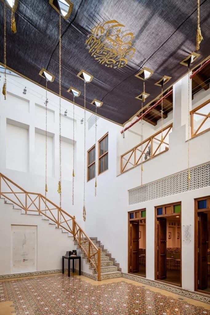 intérieur maison de la poésie à Manama