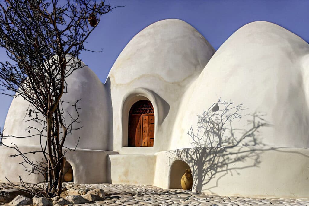 maison super adobe sud oman