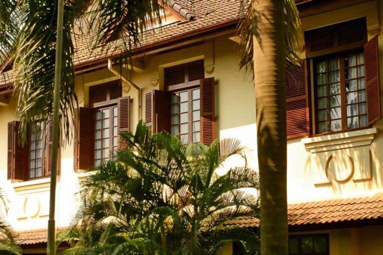 Setha Palace Hotel : ancienne maison coloniale restaurée à Vientiane