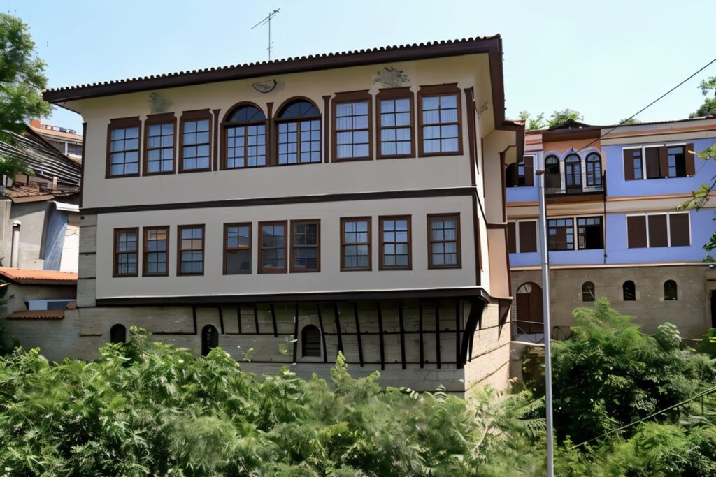 maisons traditionnelles de Véria