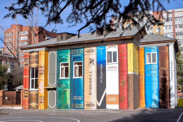 maison-livre de Tioumen