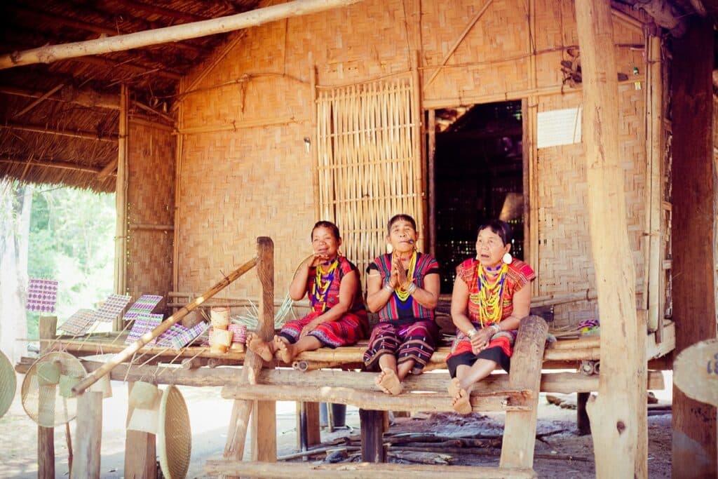 maison alak au laos