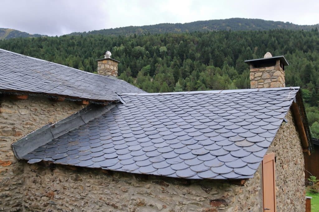 toiture traditionnelle en Andorre