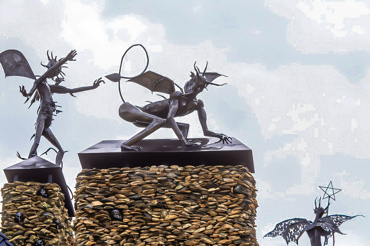 maison fantasmagorique de Ratomka