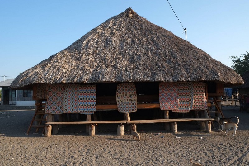 maison traditionnelle du timor oriental