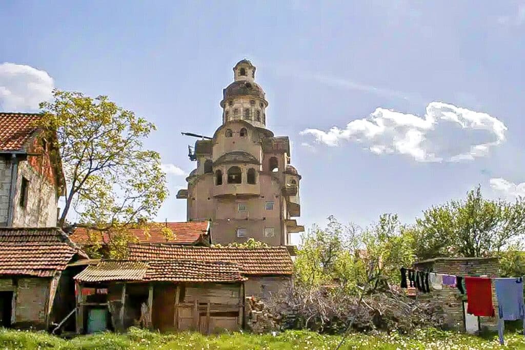 maison insolite en Serbie