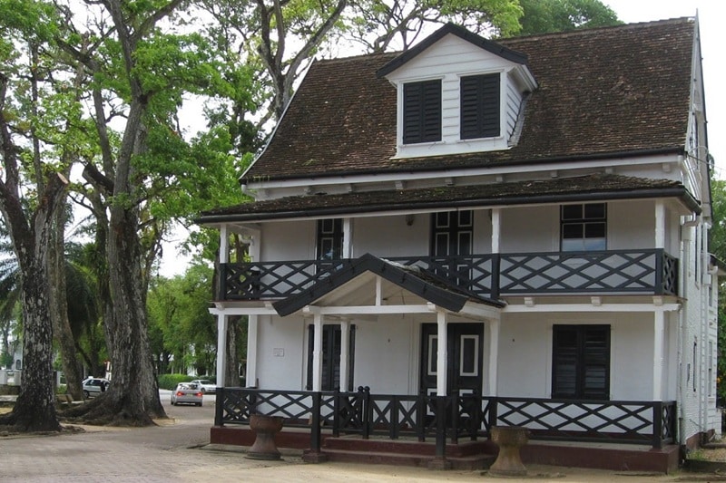 maison coloniale au Sri Lanka