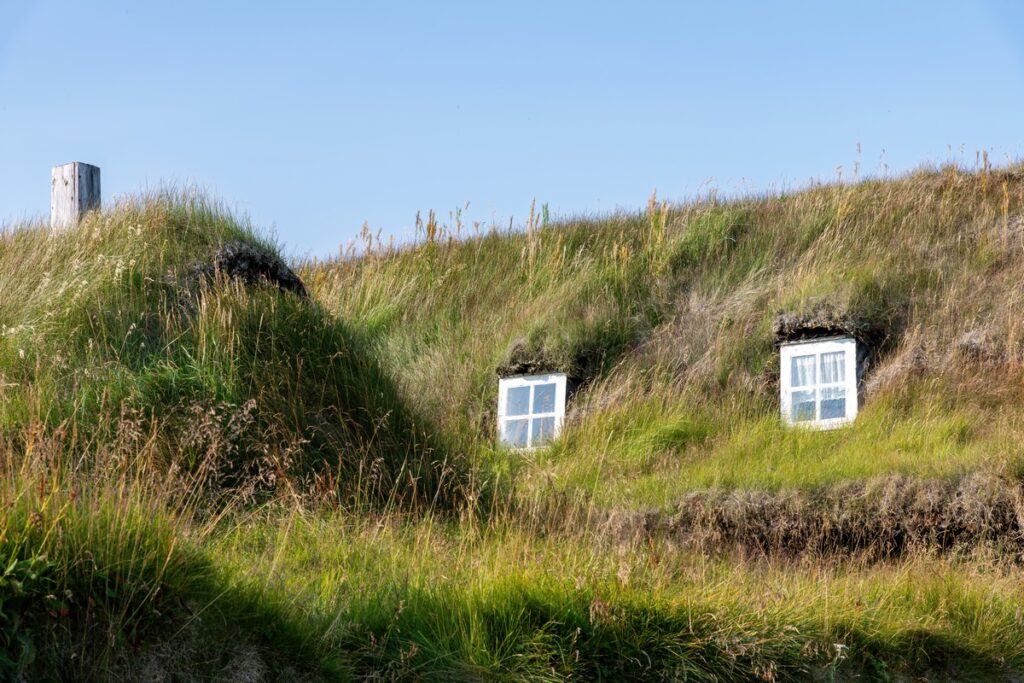 Grenjaðarstaður