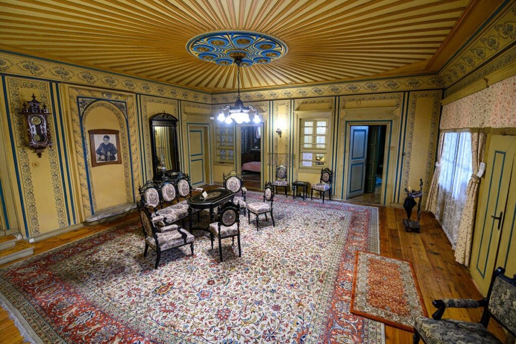 Intérieur de l'ancienne maison Hindliyan à Plovdiv