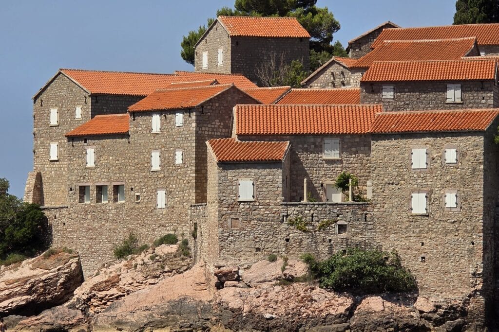 maisons en pierre de Sveti Stefan