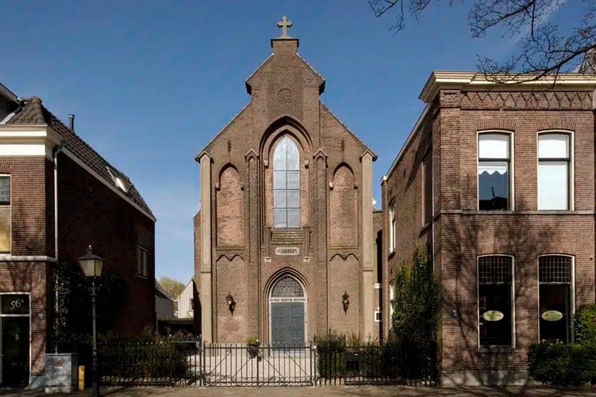 église transformée en maison à Utrecht