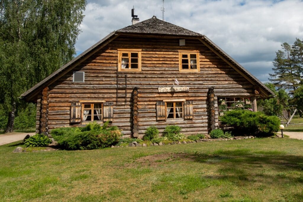 maison en rondins en Estonie