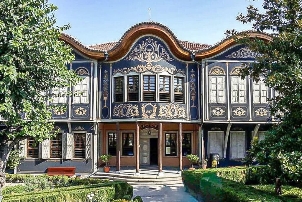 maison Kuyumdzhioglu