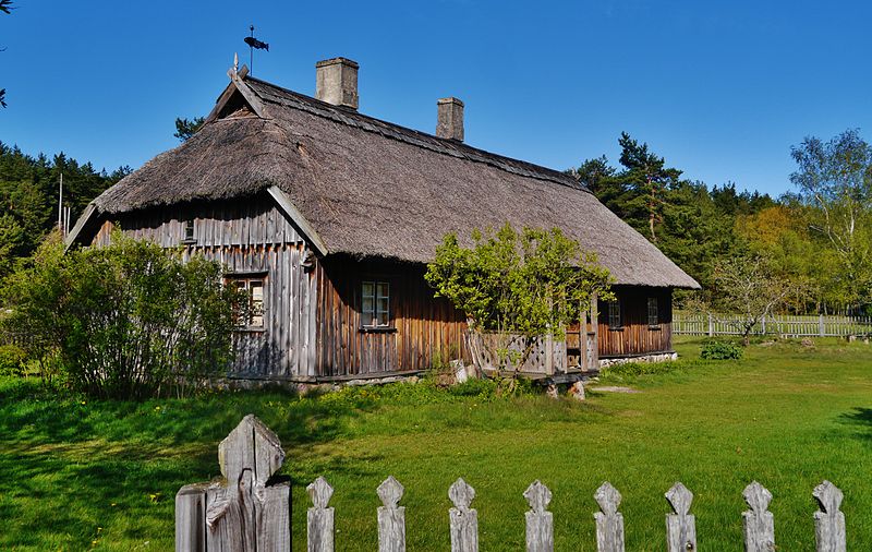 maison traditionnelle lettonie