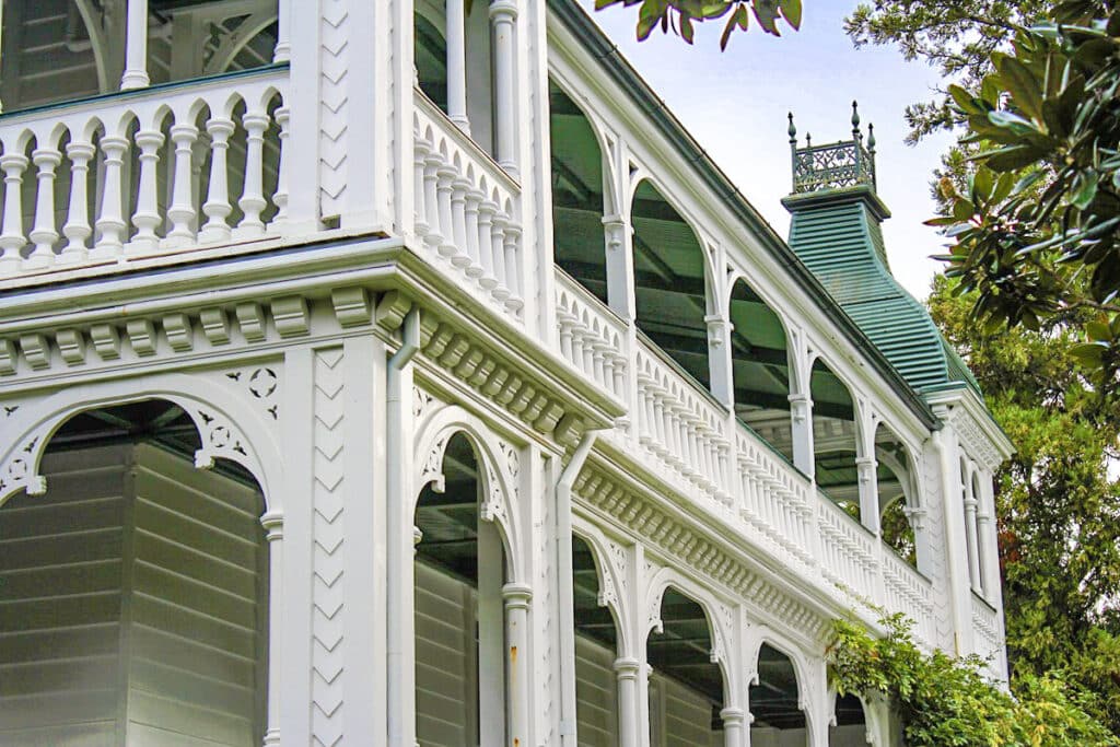 Alberton House véranda ornée