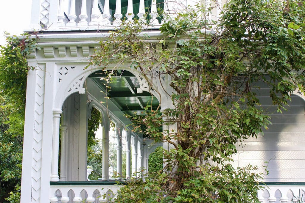 détail véranda Alberton House