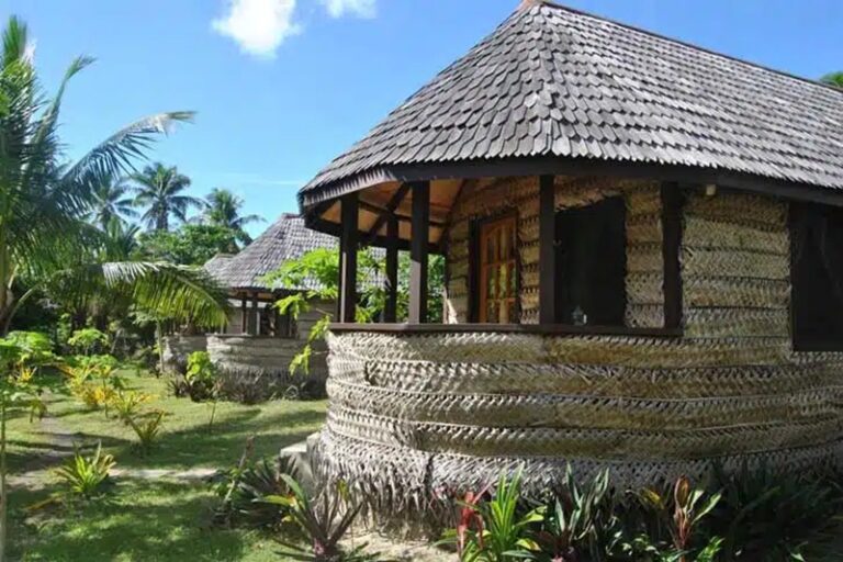 bungalow fale tonga