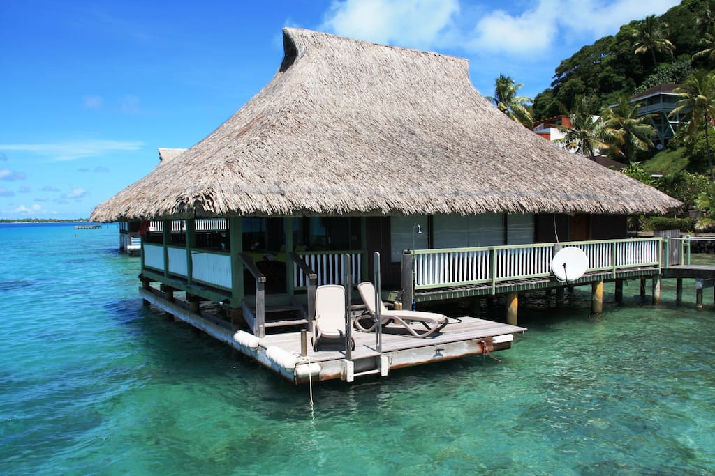 bungalow sur pilotis à Bora Bora