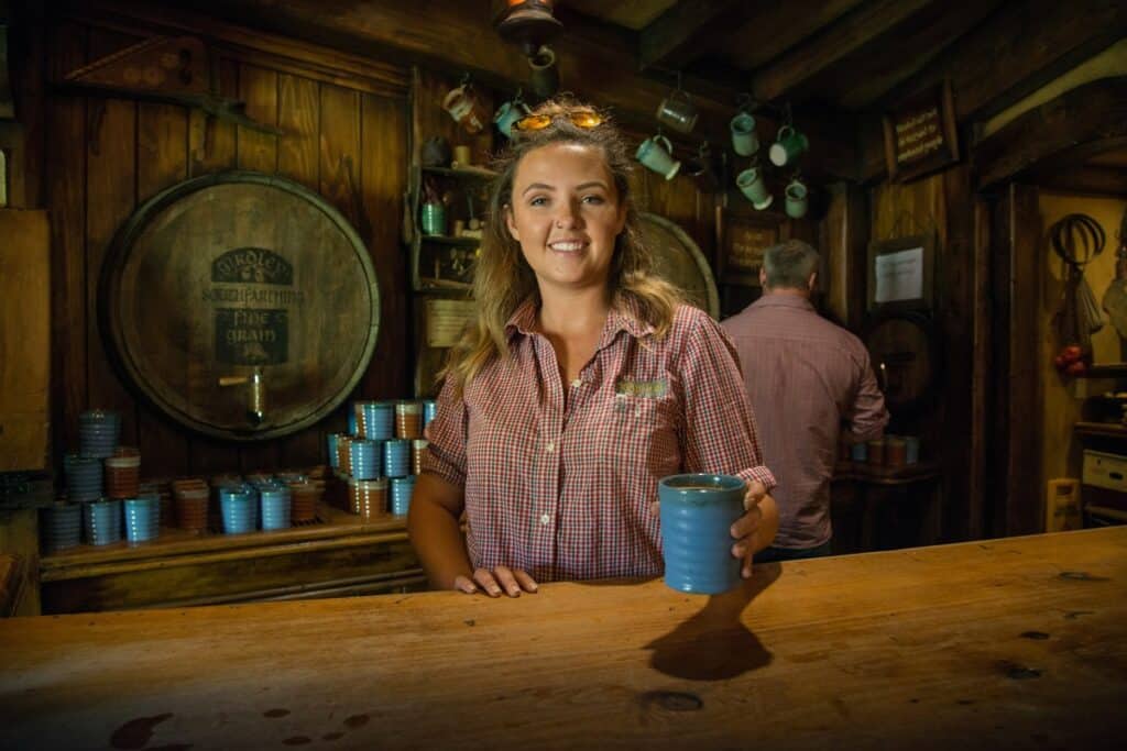 intérieur auberge hobbiton