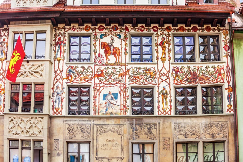 façade peinte de Lucerne