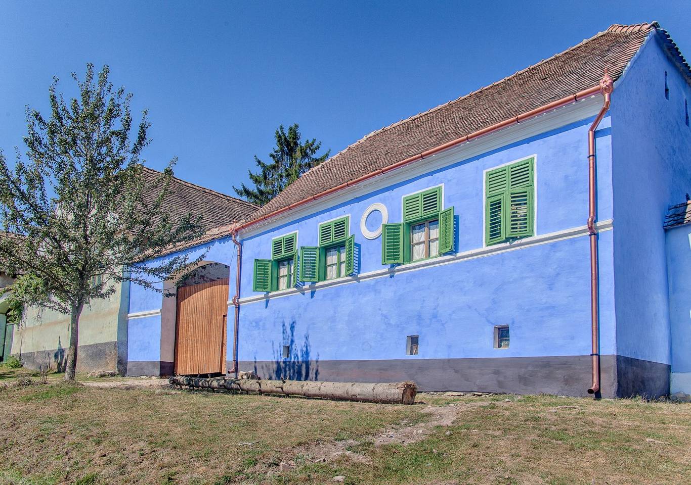 maison colorée à Viscri
