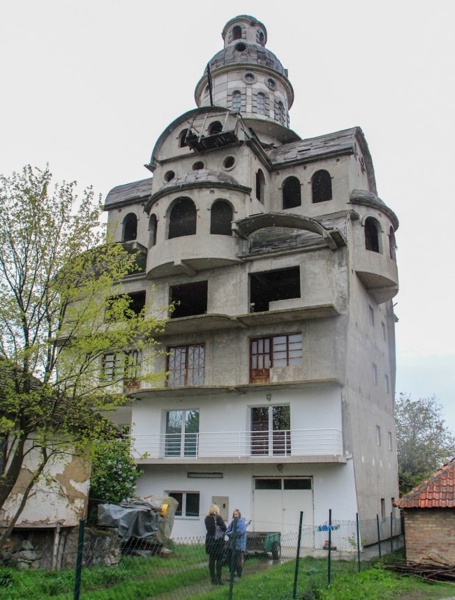 maison insolite en Serbie