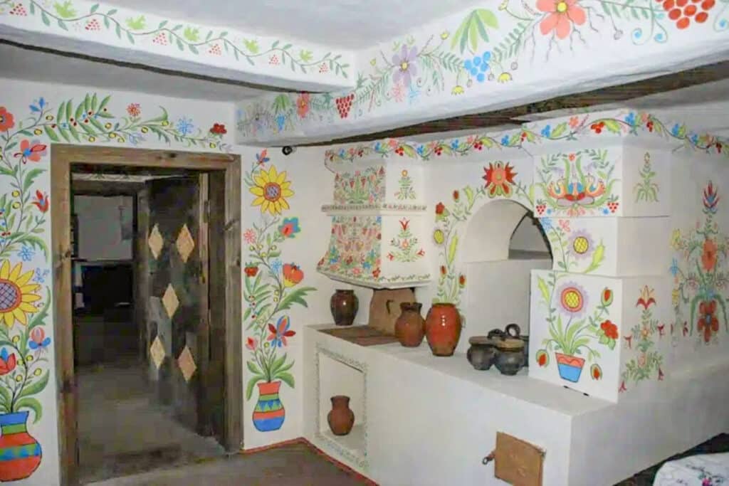 poêle orné dans une maison de podolie