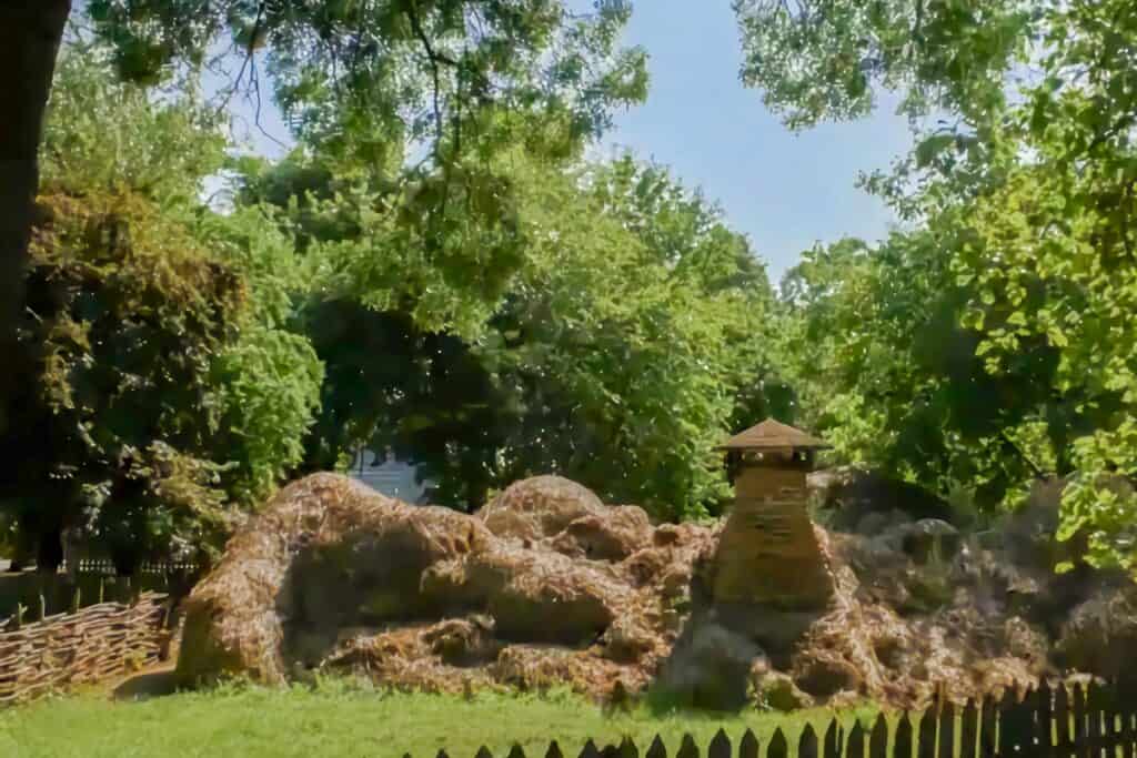 maison semi souterraine en Roumanie