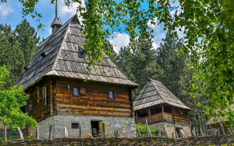 maisons traditionnelles Zlatibor