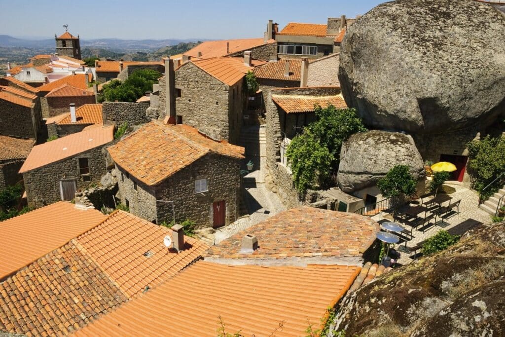 village de Monsanto